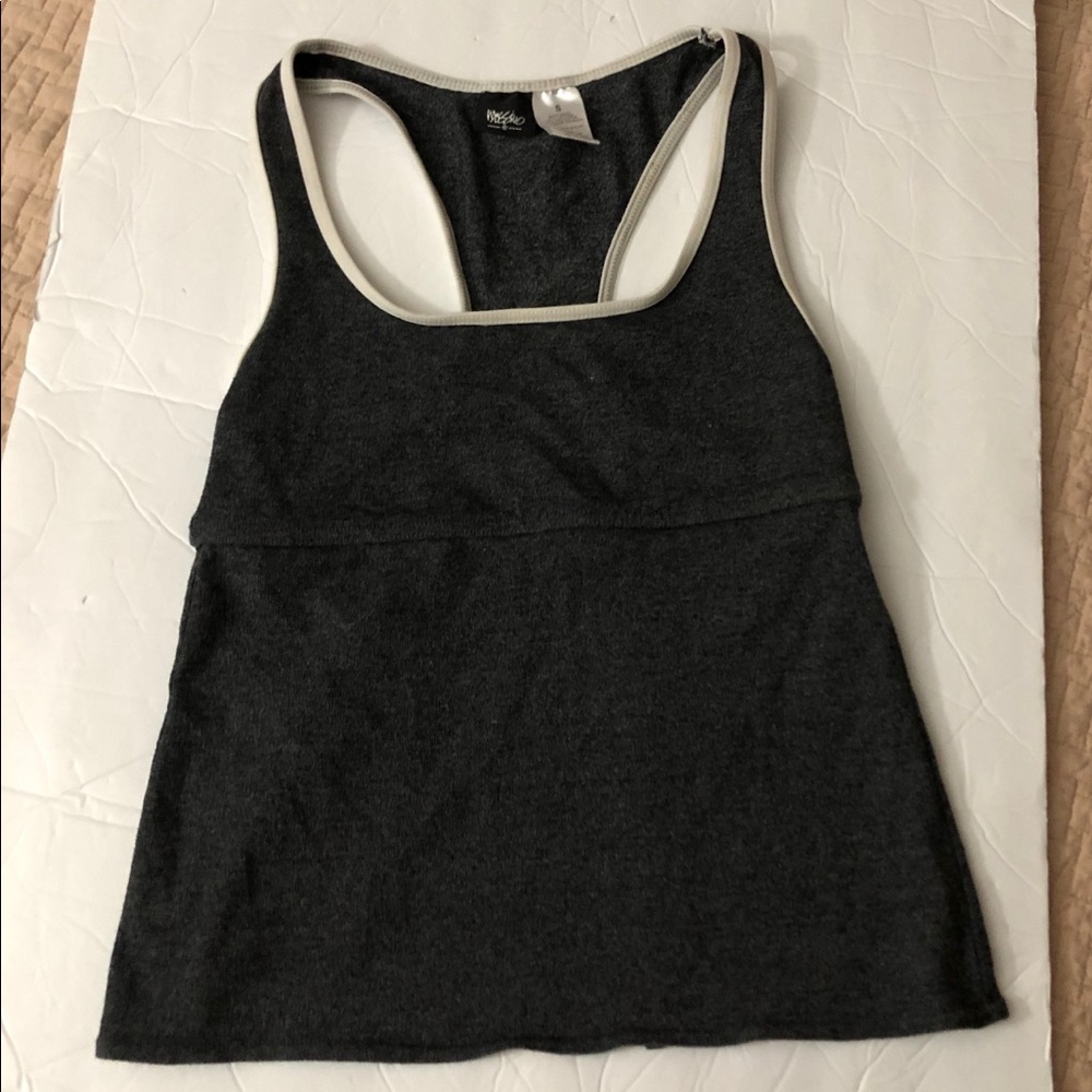 Mossimo Work-Out Top - Picture 2 of 6